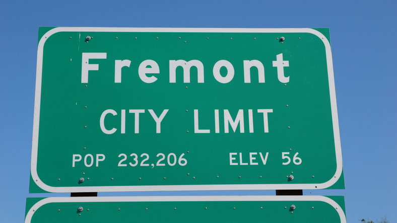 fremont city limit sign