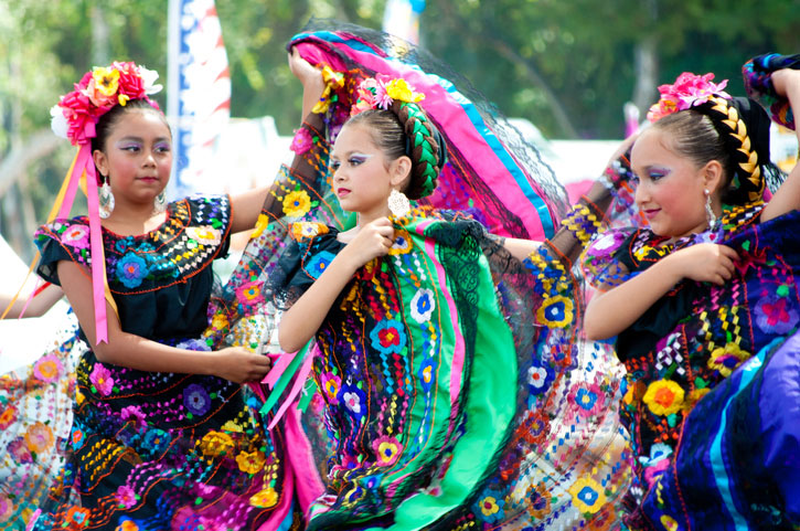 mexican dancers